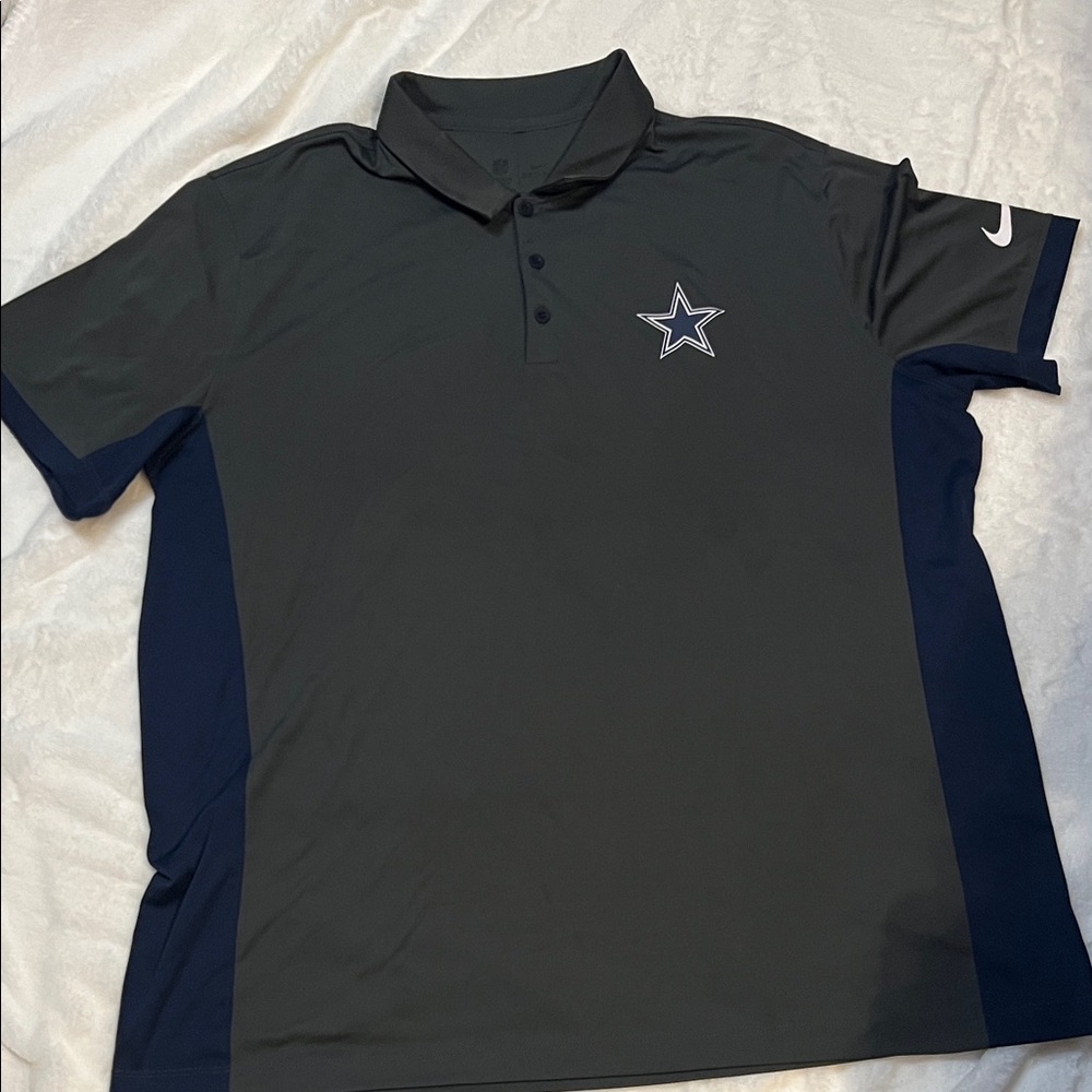Nike Men's Dark Gray and Navy Polo Shirt